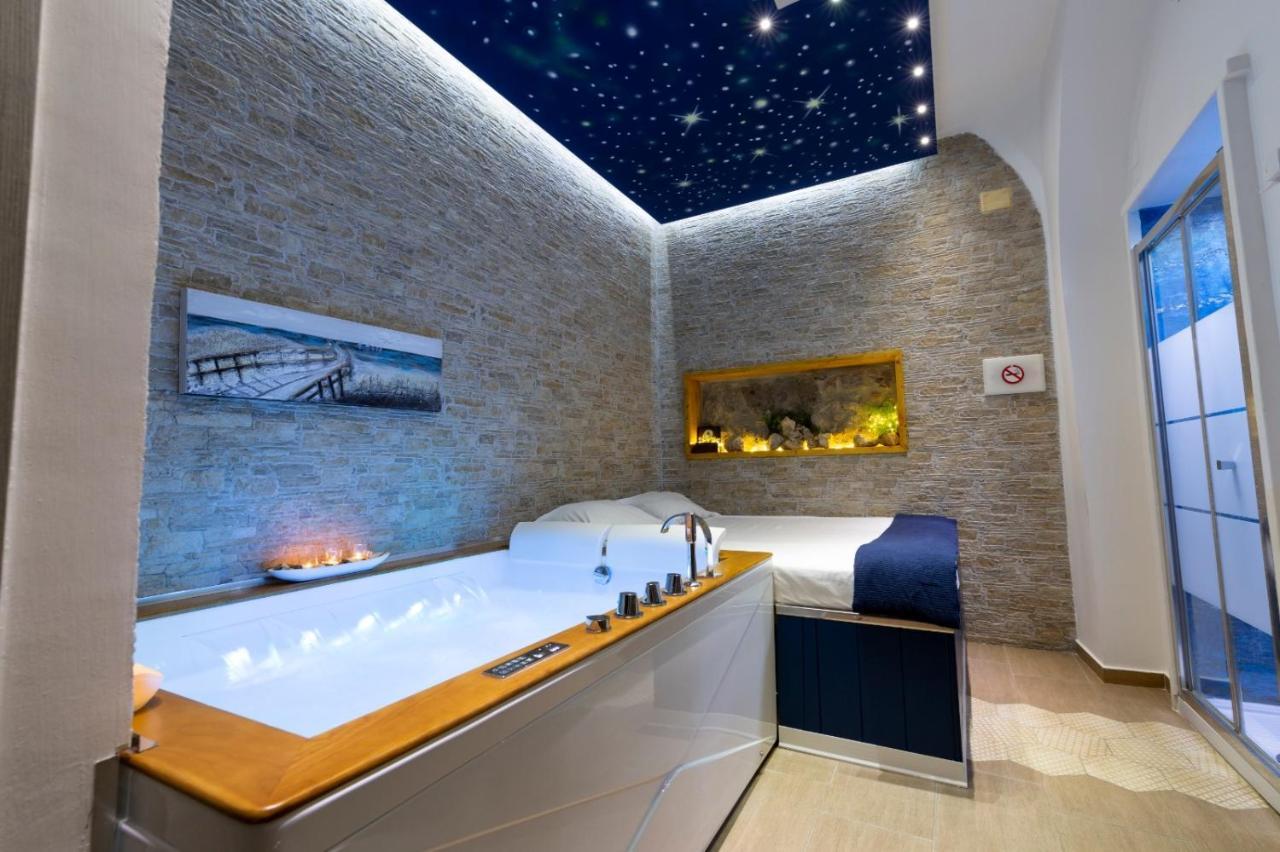 Stabiae Luxury Rooms Castellammare di Stabia Eksteriør billede